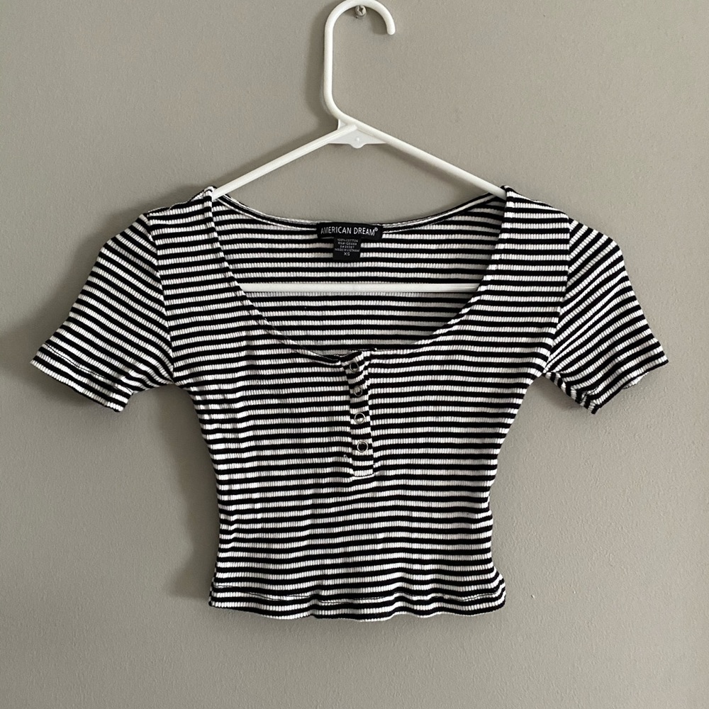 fitted crop top